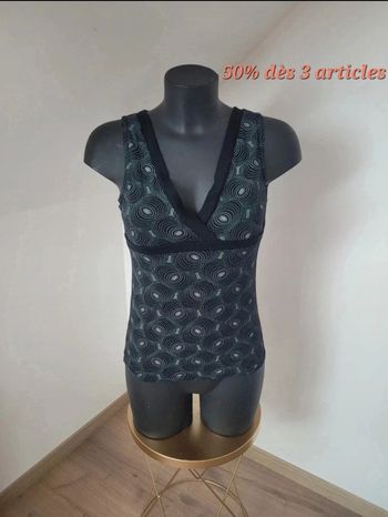 Tee-shirt cache cache