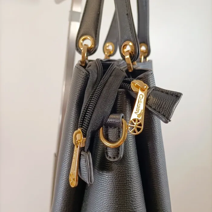 Sac noir Gallantry Paris porté main/fépaule zippé à anses rigides S039 - photo numéro 9