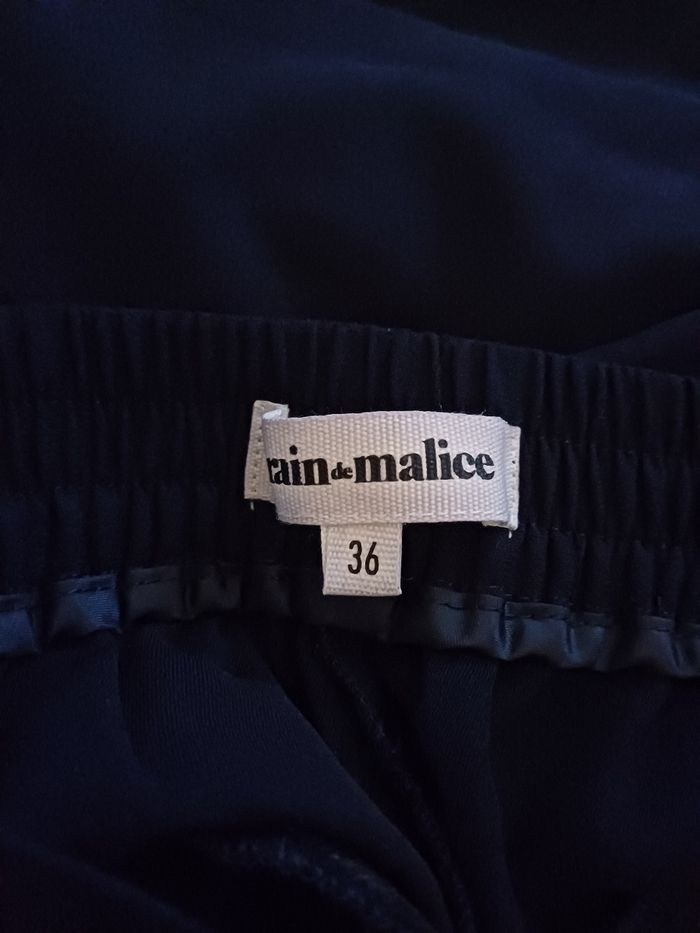 Joli pantalon droit élégant fluide et léger bleu marine Grain de Malice - photo numéro 9