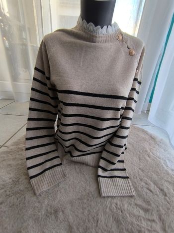 pull femme , taille M , neuf , idée cadeau