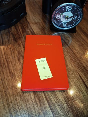 D2888  livre "les faux fuyants"