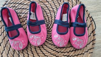 Lot de 2 paires de chaussons lupilu 22