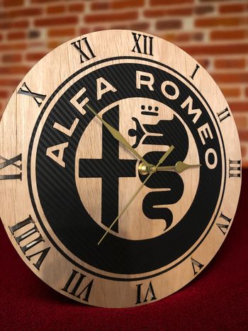 Horloge Alfa Romeo en bois neuve