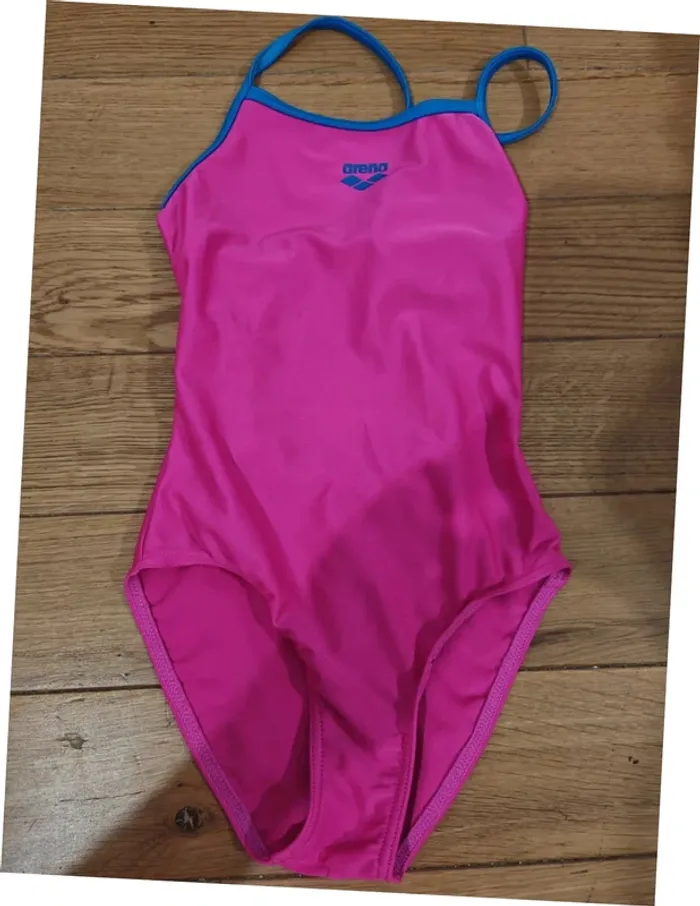 Maillot de bain Arena fille rose & bleu Taille 7 ans 👧 1 pièce dos nageur