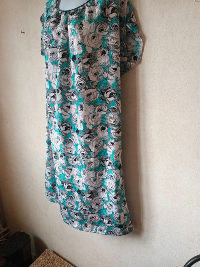 Robe été Taille 48 - photo numéro 3