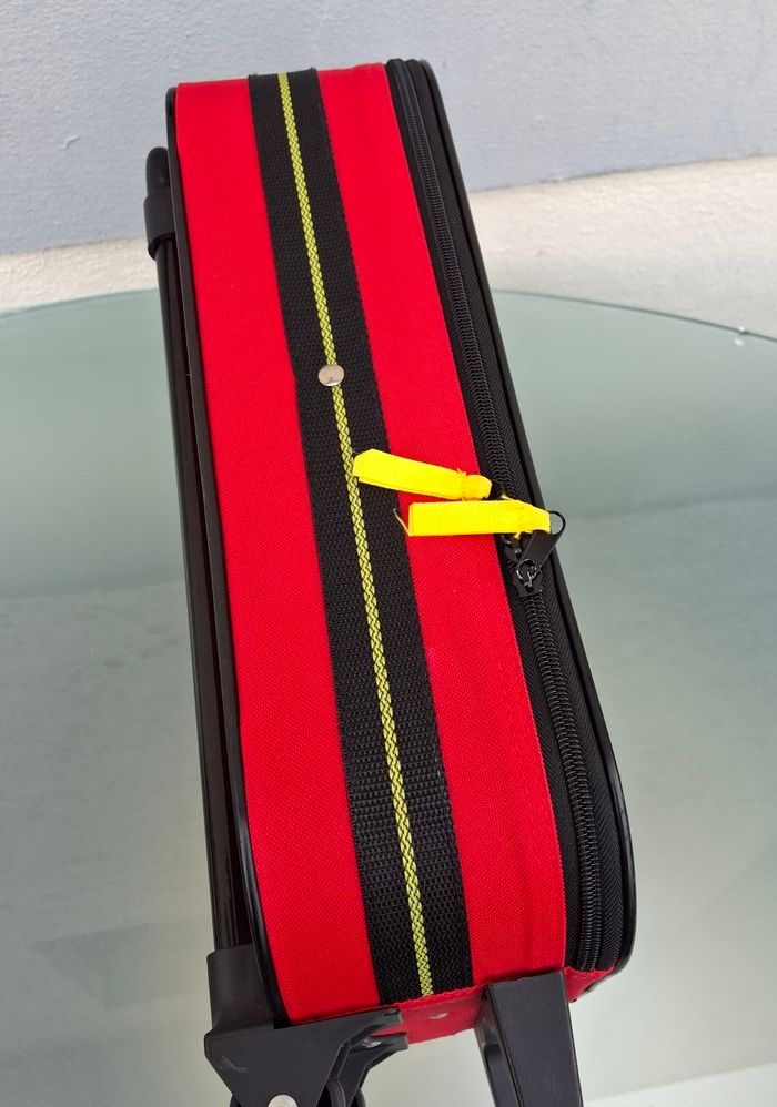 Cartable à Roulette Ou Valise Cars 3 Neuf - photo numéro 2