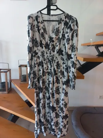 Robe zara 1 article acheté=1 gratuit