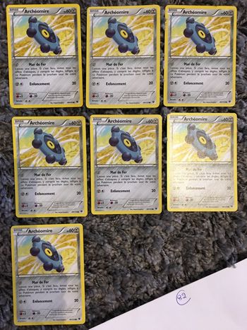 Cartes Pokémon base coloris gris moyen