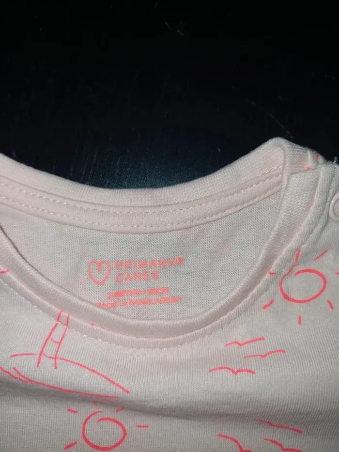 Tee-shirt rose 3/6 mois 68 cm primark motif palmier soleil - photo numéro 3