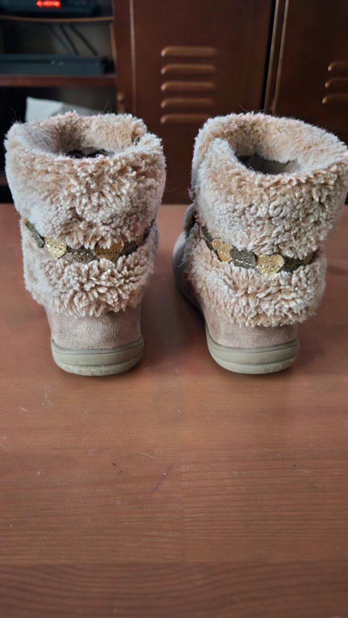 Bottines taille 23 - photo numéro 3