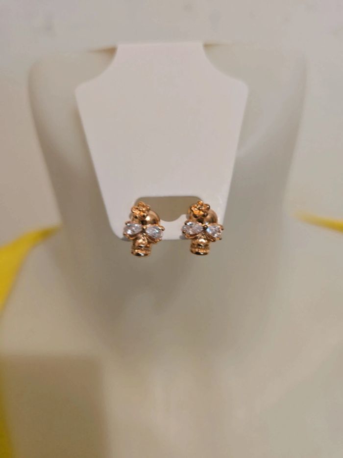 Boucles-doreilles neuve - photo numéro 2