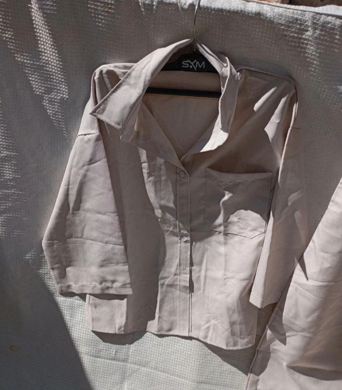 Ensemble chemise pantalon neuf - photo numéro 4