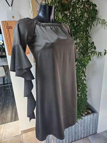 Made in Italy robe kaki taille S