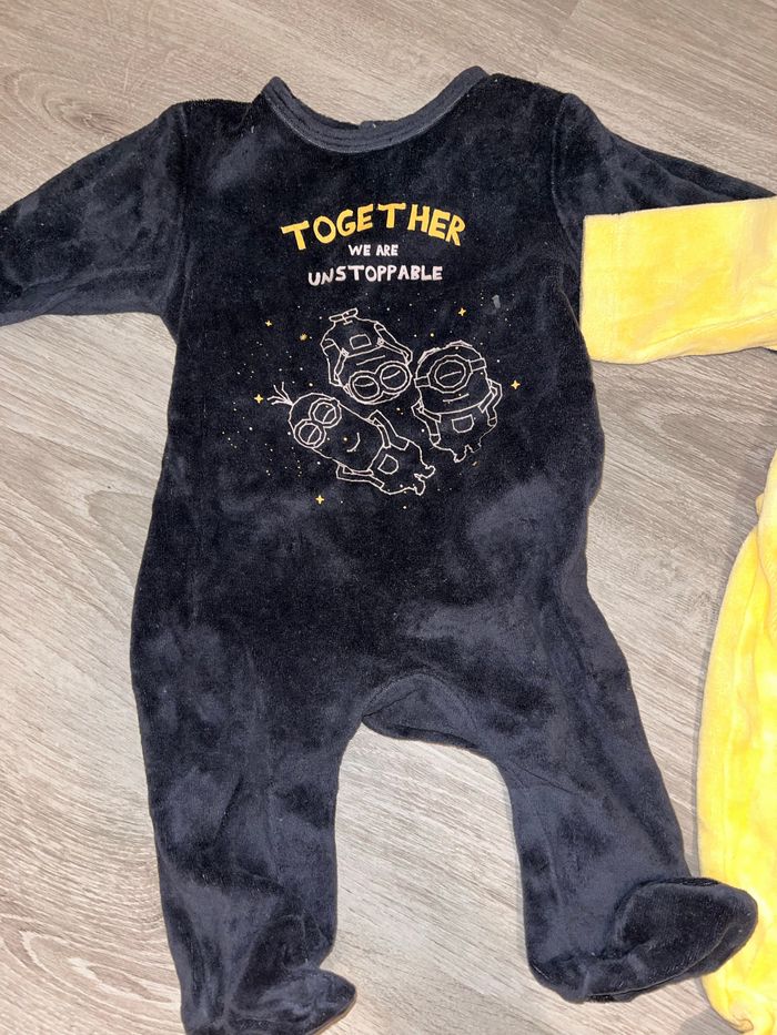 Lot pyjamas - photo numéro 2