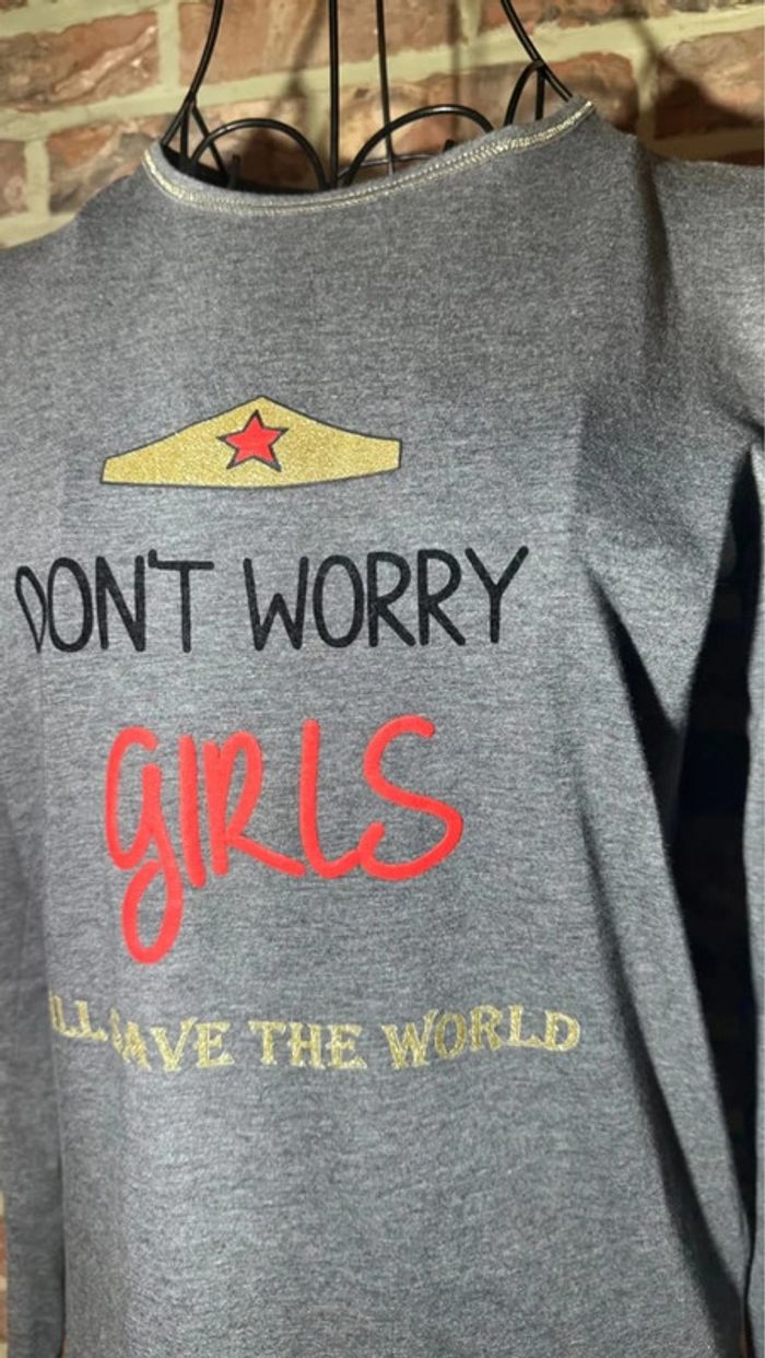 Haut gris à longues manches Etam x Wonder Woman Taille XS / 34 - photo numéro 3