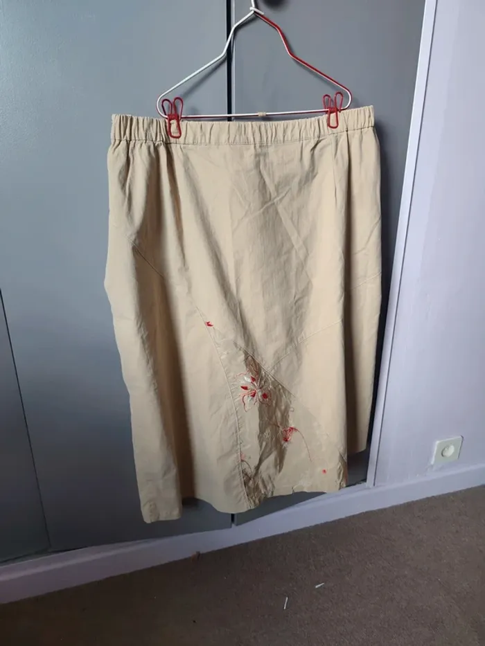 Jupe beige à fleurs Gelco 50 - photo numéro 3