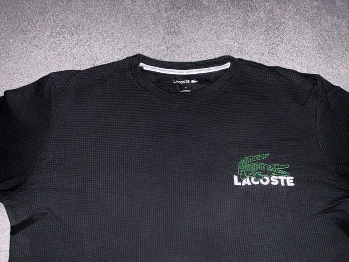 Pull Lacoste noir – intemporel & élégant - photo numéro 4
