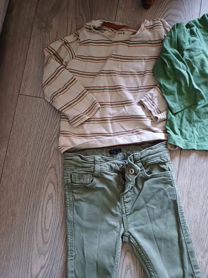 Lot vêtements 36 mois - photo numéro 2