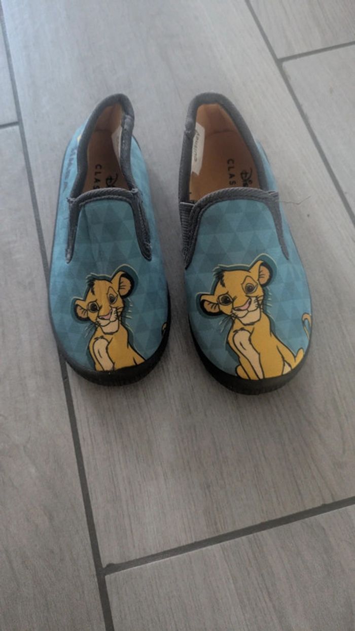 Chaussons le roi lion taille 27