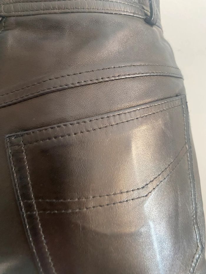 Short en cuir taille haute - photo numéro 3