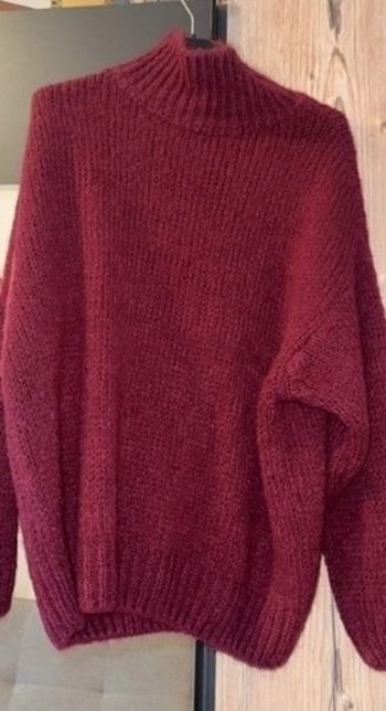 pull rouge neuf