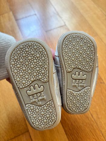 chaussures bebe en cuir souple