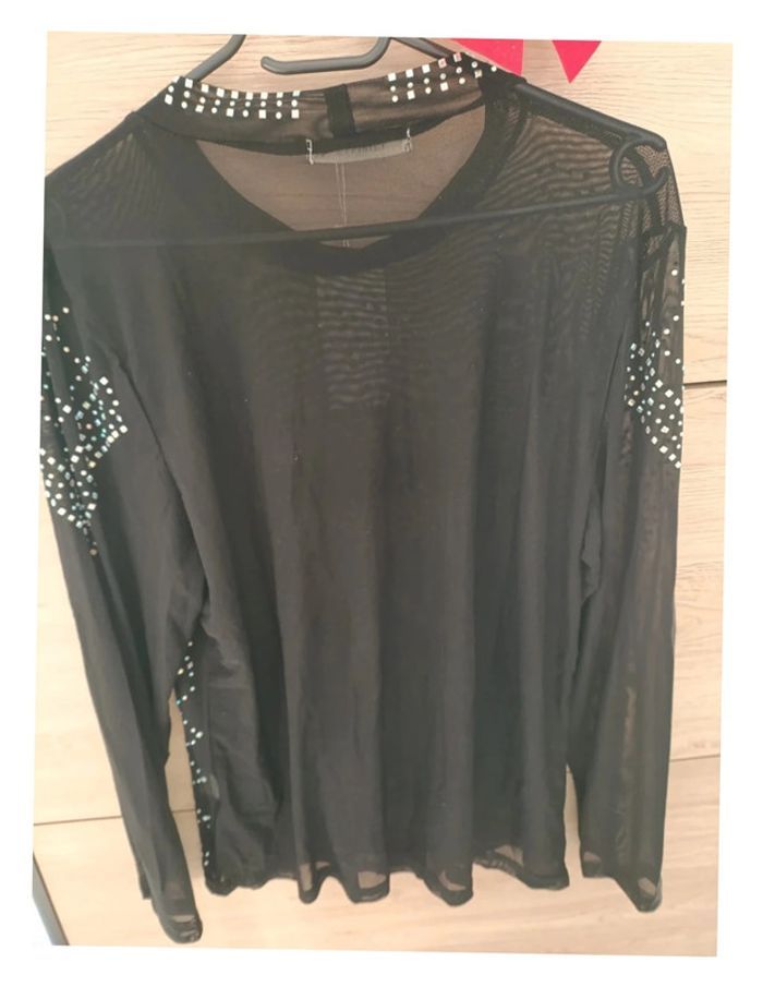 Haut strass - photo numéro 3