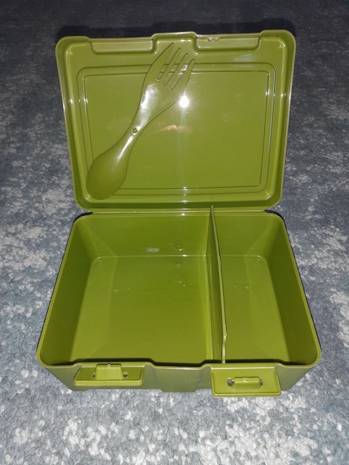 Boite lunch crocodile - photo numéro 2