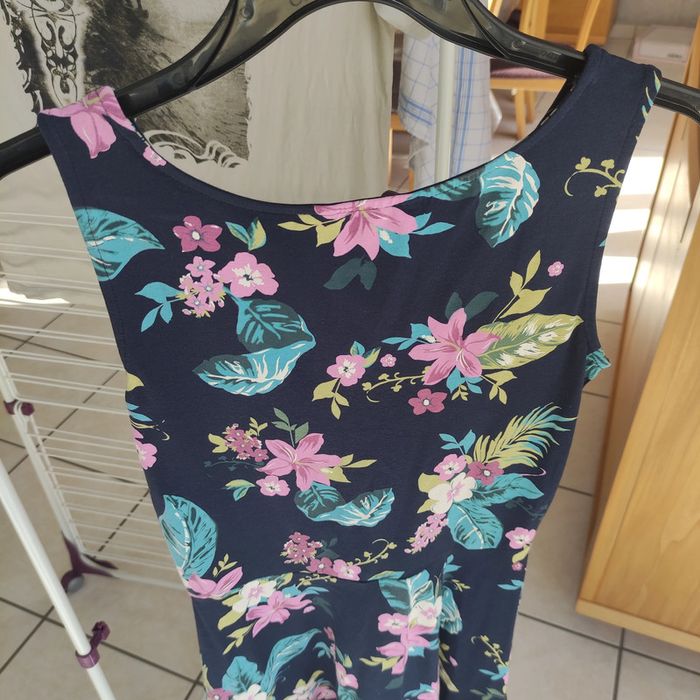 Robe à fleurs clockhouse c&a taille M - photo numéro 6