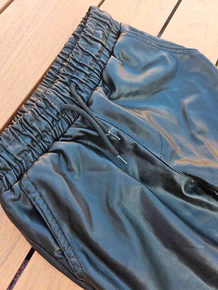 Pantalon / jogging - photo numéro 2