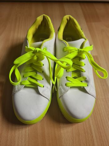 Baskets blanches / Pointure 35
