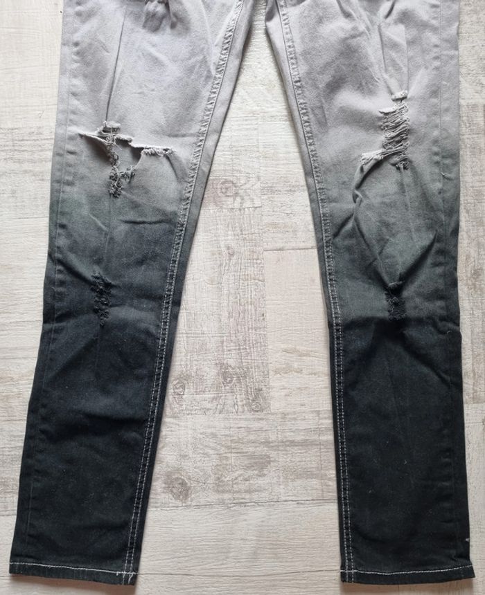 Jean homme John h taille 29 - photo numéro 4