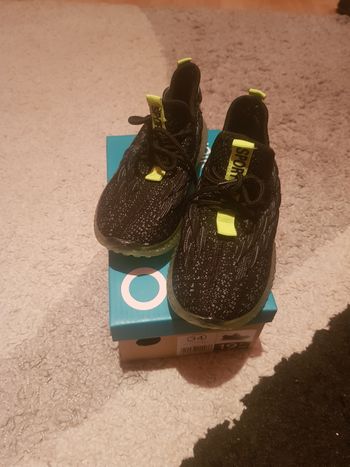 Baskets garcon pointure 34 neuves