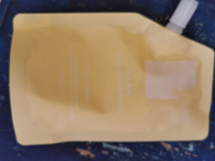 Recharge creme mains Haan noux de coco rafraîchissante - photo numéro 4