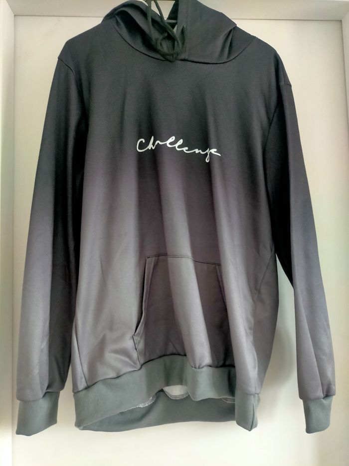 Sweats taille m - photo numéro 2