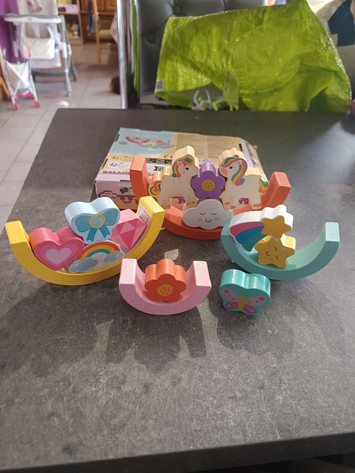 Jeu en bois licorne