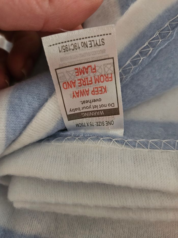 Lot 8 bonnet naissance - photo numéro 2