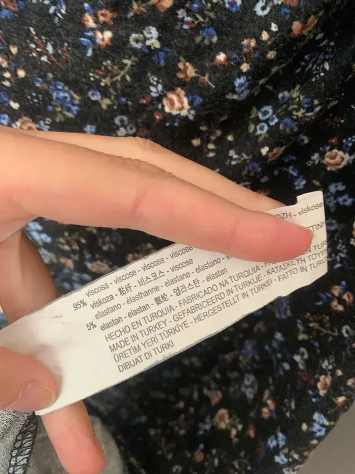 Robe fleurie Pull&Bear - Taille S - photo numéro 4