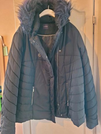 Manteau/doudoune à capuche