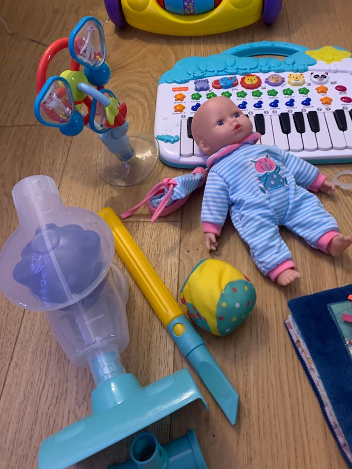 Lot de jouets - photo numéro 4