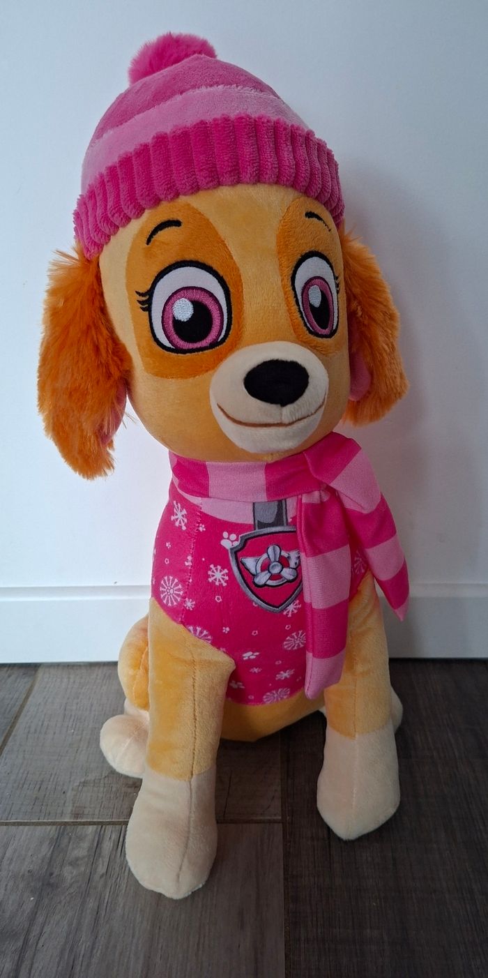 Peluche neuve Stella Pat patrouille
