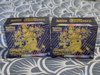 Lot 2 ETB Pokémon Étincelles Déferlantes Pikachu EV08 Fr