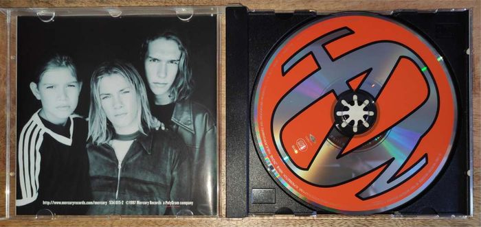 Hanson - Middle Of Nowhere - photo numéro 3