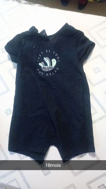 Vettement garçons chaussures et bonnet