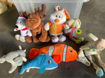 Lot de  8 peluches
