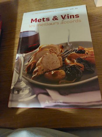 Livre de recettes  mets & vins les meilleurs accords 