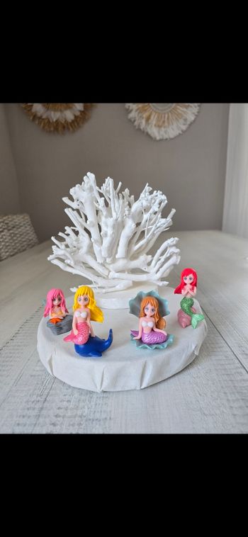 Figurines sirènes 