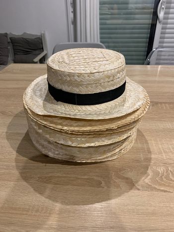 12 Chapeaux canotier
