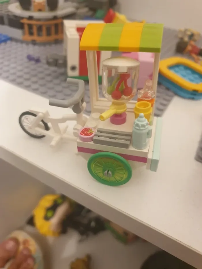 Lego friends 41444 Café biologique de heart lake city - photo numéro 2