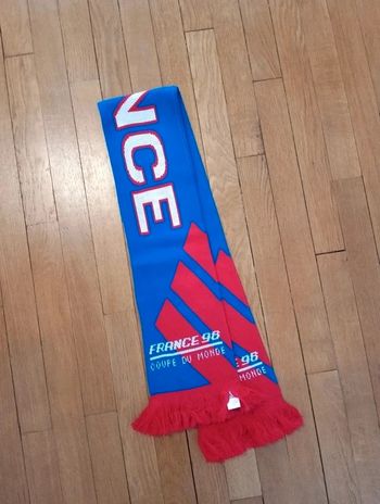 Écharpe vintage Adidas coupe du Monde France 98